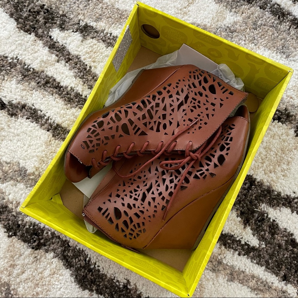 Cognac Barcelona Wedge Sandals